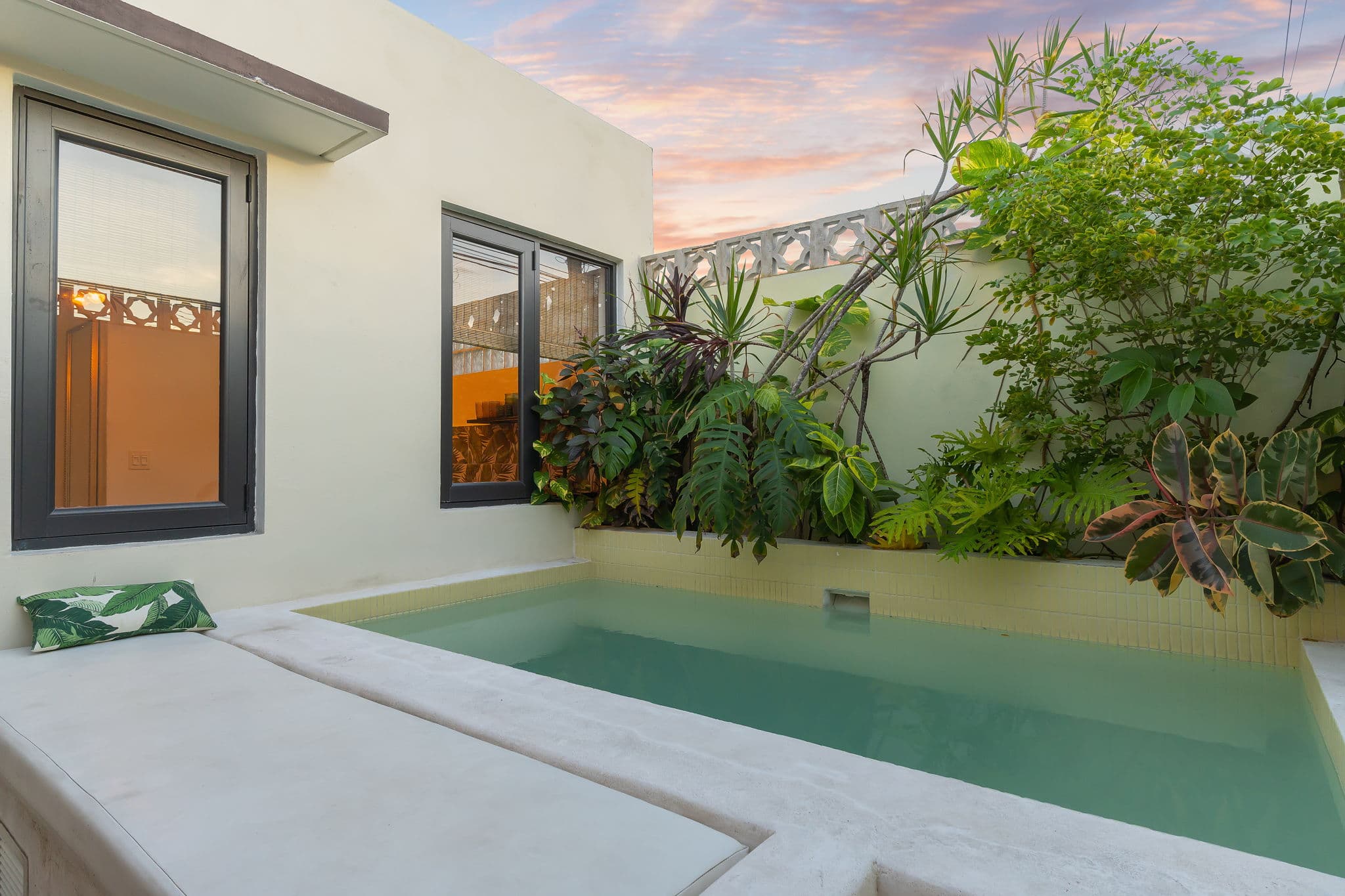 Private plunge pool